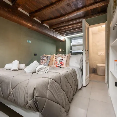 Keys Of Italy - Vigna Vecchia 24 - Cozy Mezzanine In Santa Croce Apartment *