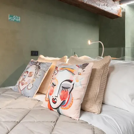 Apartment Keys Of Italy - Vigna Vecchia 24 - Cozy Mezzanine In Santa Croce Florence