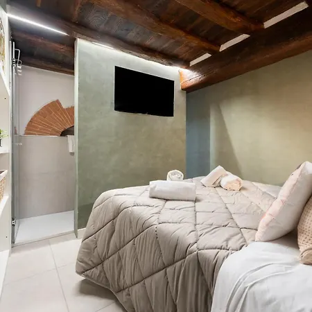 Keys Of Italy - Vigna Vecchia 24 - Cozy Mezzanine In Santa Croce * Florens